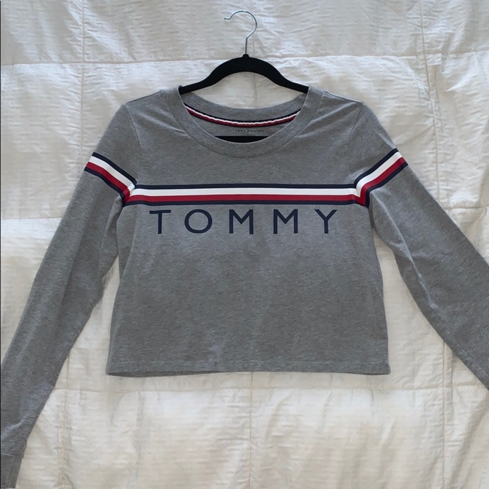 Tommy Hilfiger long sleeve crop top